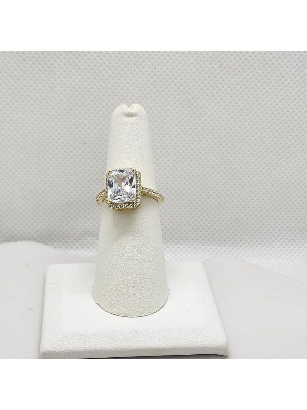 Brand New Sterling Silver 925 Rectangle Gemstone cz Ring